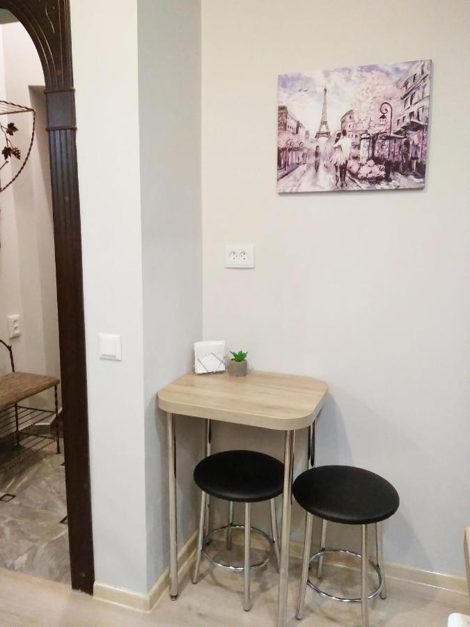 Comfortable Modern *